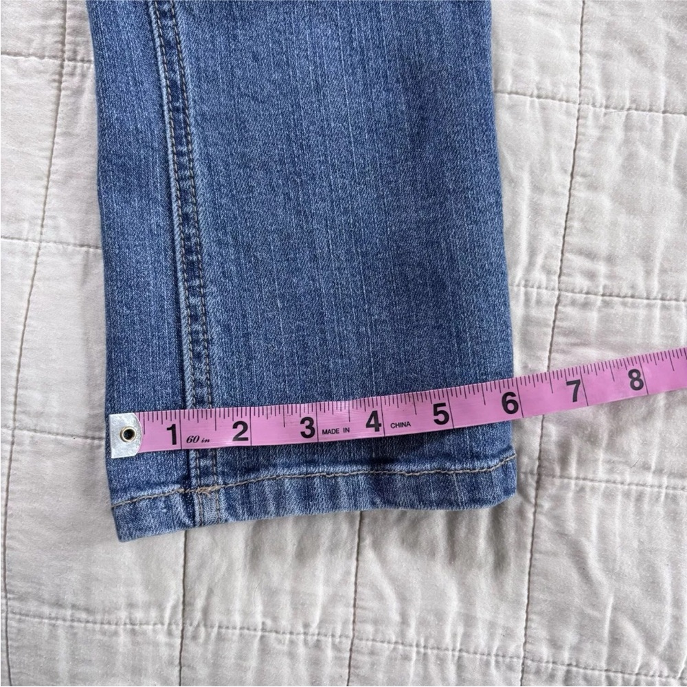 Democracy Womens 8 Distressed Girlfriend Embroidered Floral Blue Jean - Picture 11 of 13